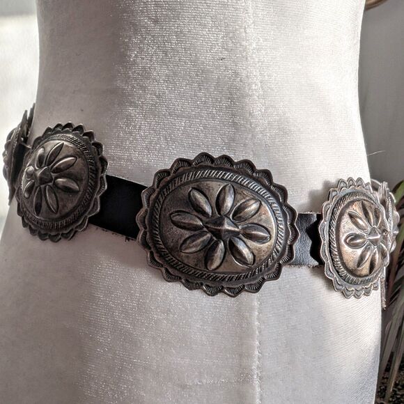 Antique Coin Ingot Silver Concho Belt Second Phase Navajo Handmade Leather - Picture 6 of 10